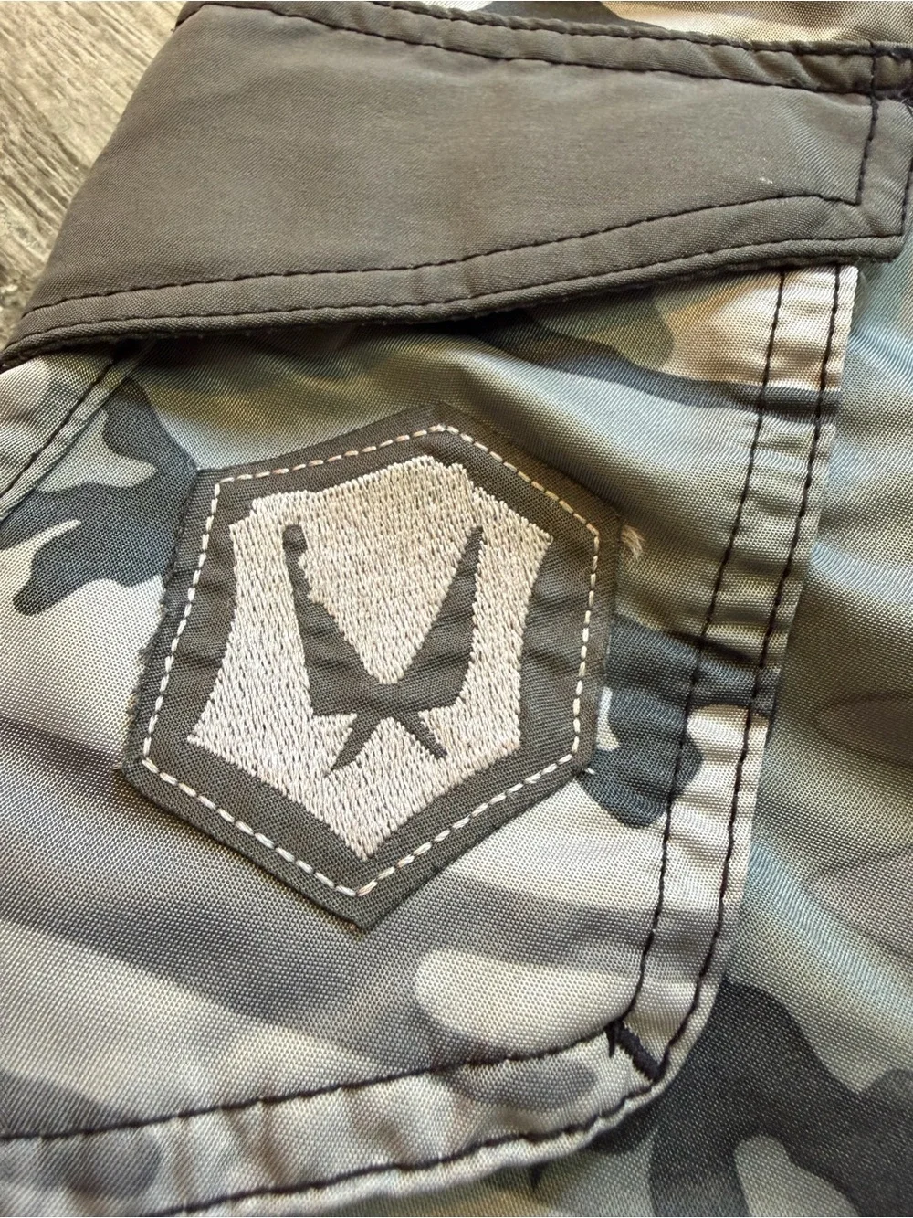 Vintage Red Sand Board Shorts Swim Trunks Beach Surf Mens 42 Gray Black Camo Y2K